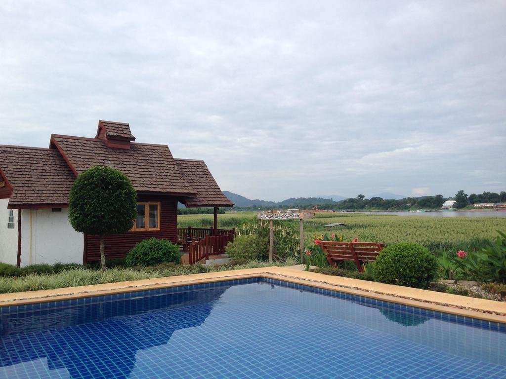 Gin'S Maekhong View Hotel Chiang Saen Exterior photo
