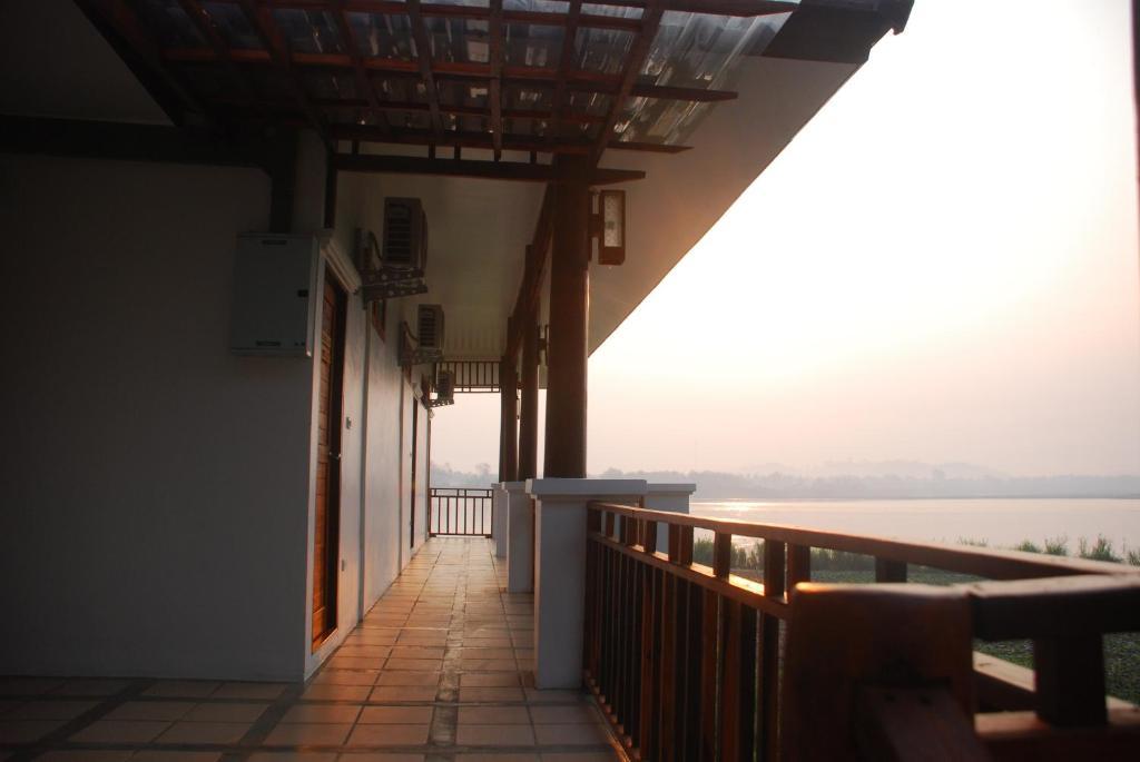 Gin'S Maekhong View Hotel Chiang Saen Exterior photo
