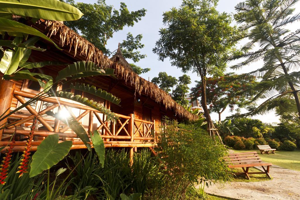 Gin'S Maekhong View Hotel Chiang Saen Exterior photo